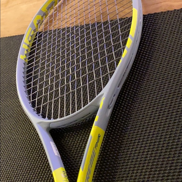 Tennis racquet head extreme tour - Picture 3 of 4